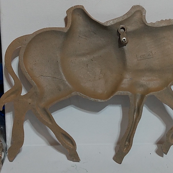 80s Cast aluminum metal southwest man and donkey wall decor - Picture 11 of 13